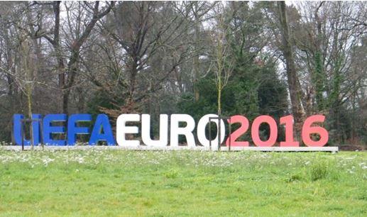 UEFA EURO 2016 BLANQUEFORT- Sculpture en 3D.