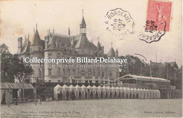 ARCACHON CASINO ET CABINES DE BAINS SUR LA PLAGE.