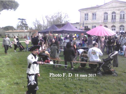 Carnaval dans le parc de la Mairie Samedi 18 mars 2017 sous le soleil.