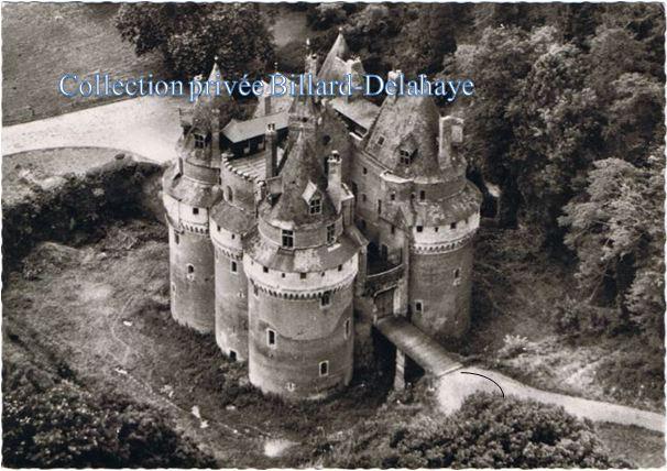 DE RAMBURES. Château féodal, de la Somme.(début 1412 fin 1487).