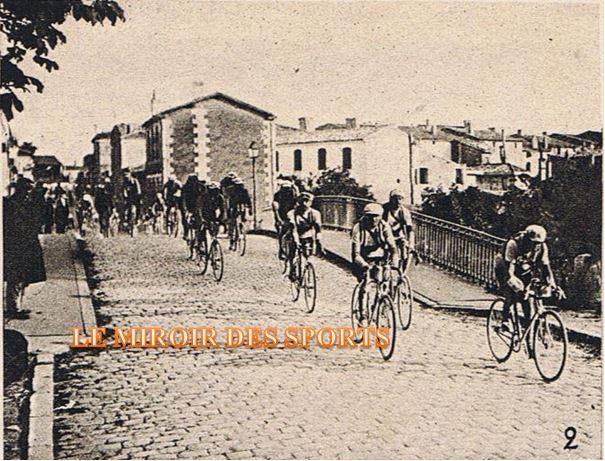 Christophe en tête à BLAYE- Arrivée des 