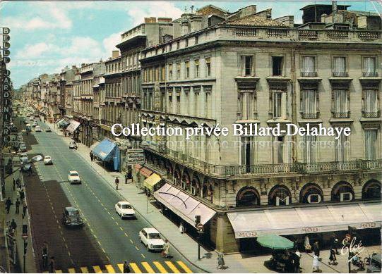 COURS DE L'INTENDANCE - ANGLE DE LA PLACE DE LA COMEDIE -