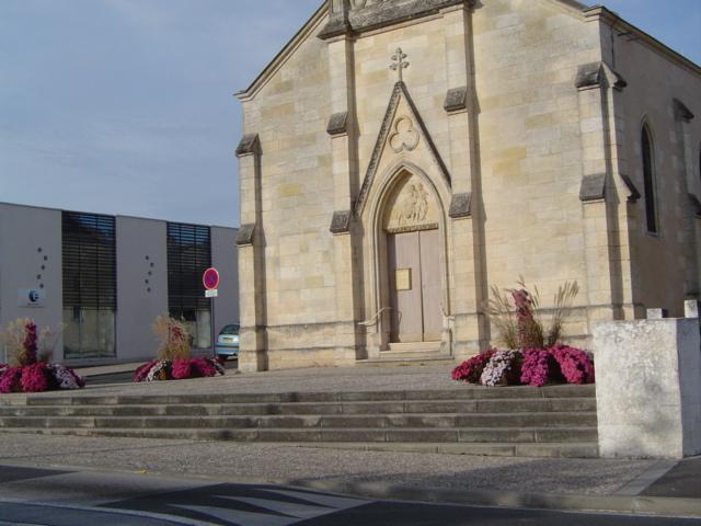 L'Eglise fleurie pour la Toussaint 2011