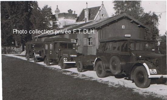 Luftwaffe camp de Saturne ,un Kfz 15 et sa remorque, une sanitaire Phänomen Granit25 H et un Kfz17