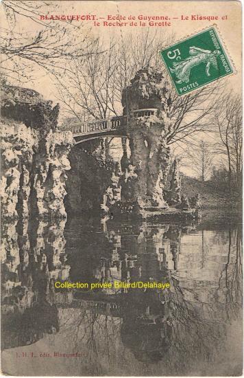 Ecole de Guyenne, le Kiosque et le Rocher de la Grotte. Cette carte a voyagé en septembre 1909.