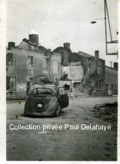 Photo prise à Oradour le 18 octobre 1944 par J. Dieudonné camarade FTP.