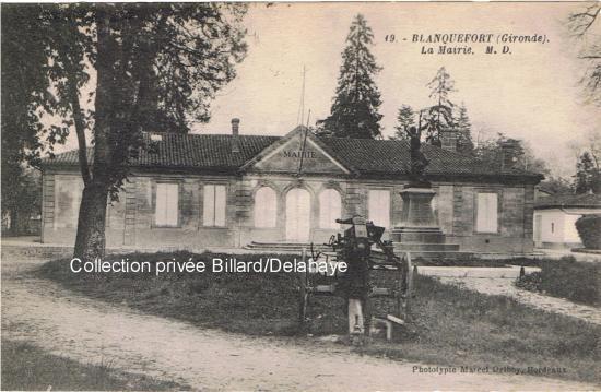 Mairie et parc en 1937.