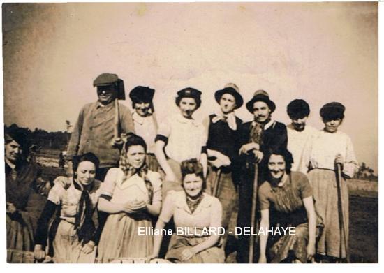 Les employés de Marie-Brizard à Caychac 1945