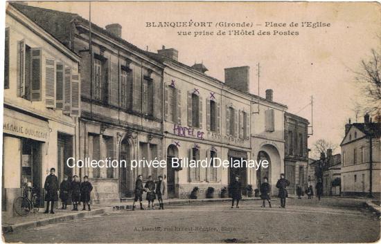 Place de l'église vue de la poste.