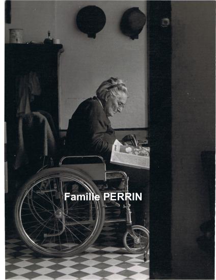 Mathilde Perrin,  98 ans. (Médaille de la ville de Blanquefort 1993).