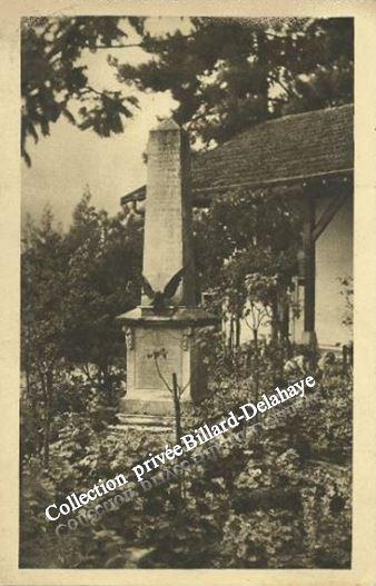 LE MOUTCHIC (33). MONUMENT AUX MORTS AMERICAINS GUERRE 1914/1918
