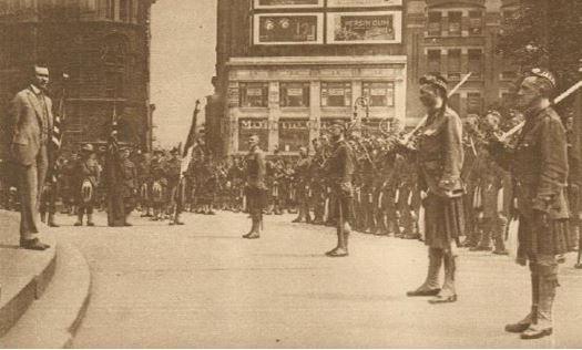 Guerre 1914/1918 - SOLDATS ECOSSAIS à NEW-YORK