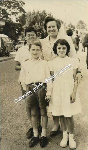 UNE MERE ET SES ENFANTS  à Cachac-Blanquefort  en 1963. Que raconte une photo de rue ?