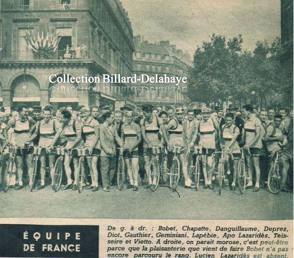 TOUR 1949 : l'EQUIPE DE FRANCE. Ph.  place Palais Royal.G.Cuvelier.